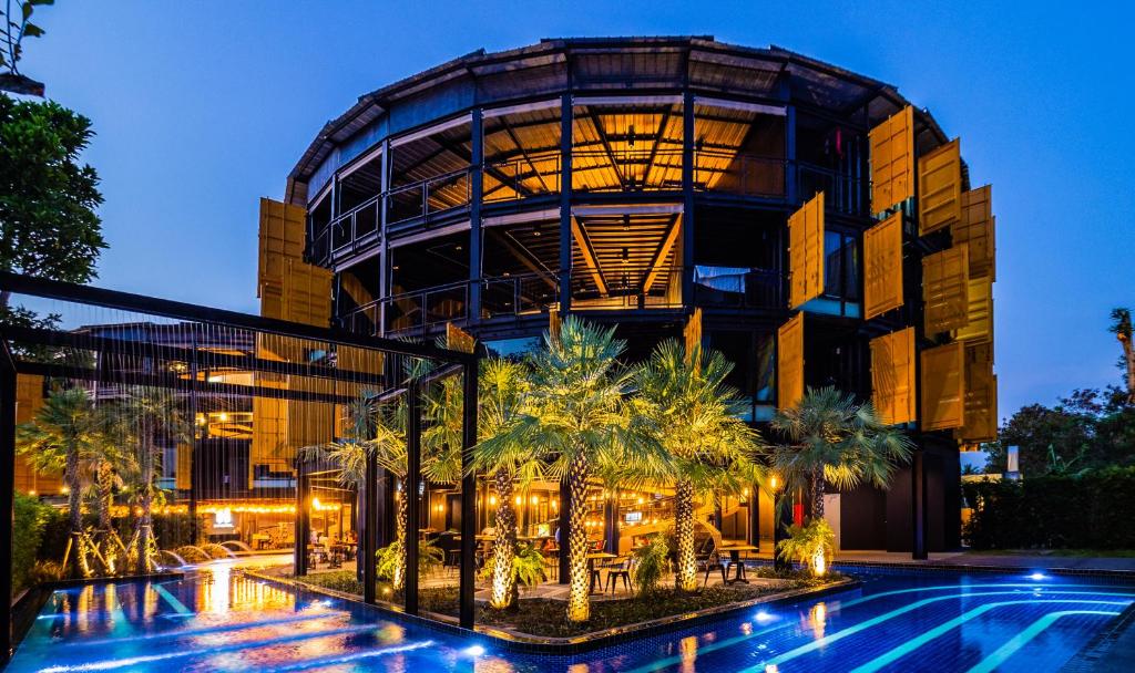Hivetel Phuket – Phuket